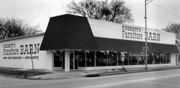 Everett's Furniture Barn